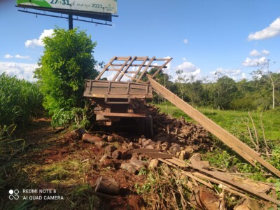 Idoso pula de caminhão em movimento e é atropelado e morto pelo próprio veículo, em Rio Verde