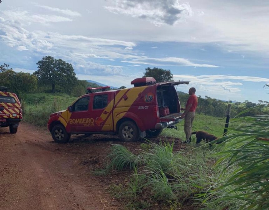 Buscas realizadas pelos bombeiros em Campinorte