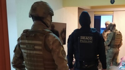 Polícia prende três suspeitos de roubar processo e excluir dados de sistema do Fórum de Goiânia