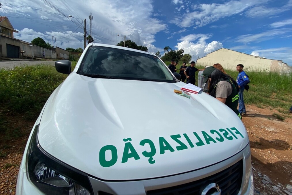 Amma autua empresa em R$ 15 mil reais por lançar entulho no Residencial Vale do Araguaia, em Goiânia