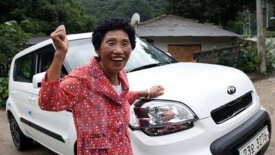 Cha Sa-Soon não desistiu da licença porque precisava visitar os filhos Idosa tira habilitação após 960 tentativas e R$ 70 mil gastos