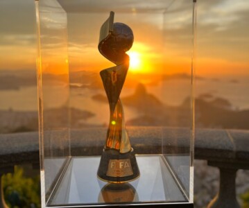 Troféu da Copa do Mundo Feminina no Rio de Janeiro