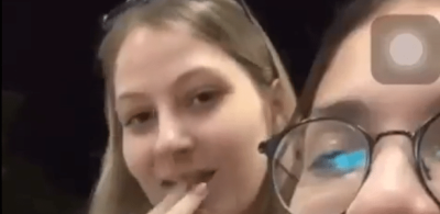 Três estudantes de uma universidade particular em SP debocharam da idade de uma colega de turma de 44 anos alunas podem ser punidas