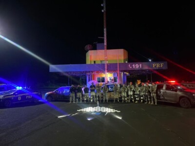 Operação deflagrada por PM e PRF apreendeu 50 quilos de cocaína com cinco pessoas da mesma família, em Itumbiara (Foto: divulgação/PRF e PM)