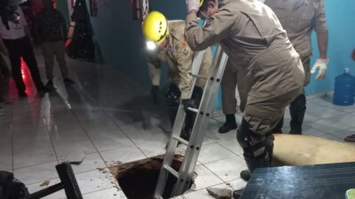 Bombeiros resgatam criança que caiu em cisterna de 3 metros após piso ceder, em Itaberaí