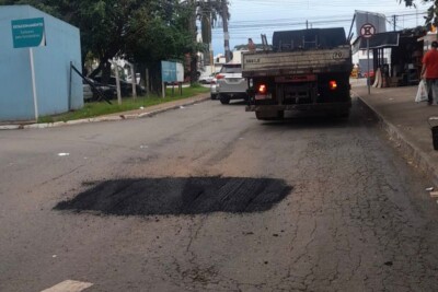 Goiânia: operação tapa-buracos atende 13 bairros no primeiro turno desta quinta