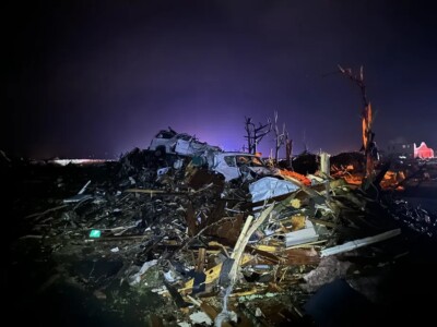 Tornado deixou 21 mortos e rastro de destruição no Mississipi (Foto: redes sociais)
