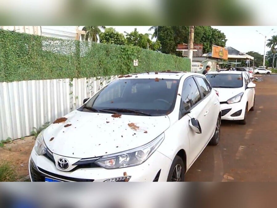 Explosão danificou pelo menos dez veículos Técnico preso por explosão em obra de Itumbiara não tem autorização para manusear explosivos