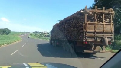 Caminhões com irregularidades são retirados de circulação, em Rio Verde