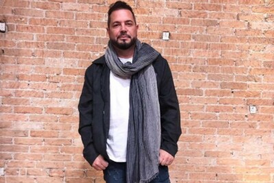 Marido da ex-paquita Andréa Sorvetão está internado Cantor Conrado é diagnosticado com tumor e fará cirurgia de emergência