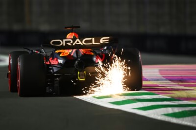 Carro de Verstappen durante treino da Fórmula 1