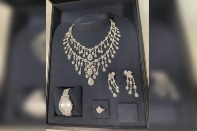 Ministro do TCU elaborou perguntas para Bolsonaro responder por escrito no caso das joias