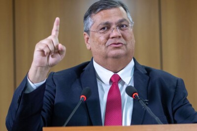 Flávio Dino defende criação de Conselho Nacional das Polícias Futuro ministro do STF fez a sugestão hoje à Casa Civil