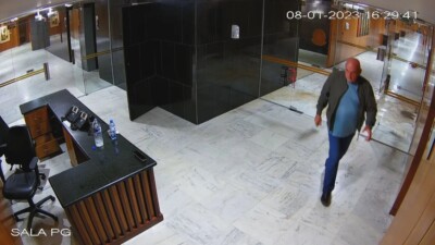 Gonçalves Dias presta depoimento à PF desde às 8h40 desta sexta