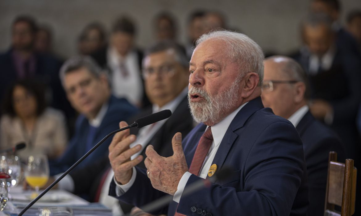 Lula pediu para acelerar despolitização e renovação do GSI, diz ministro interino