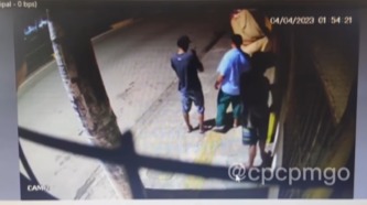 Indivíduo confessou o crime aos policiais PM prende homem suspeito de arrombar comércio no Setor Leste Vila Nova