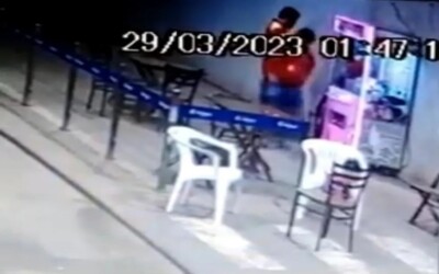 O crime foi descoberto pelo gerente do posto Funcionários de posto são suspeitos de furtar R$ 1 mil em ursos de pelúcia em Bom Jardim de Goiás