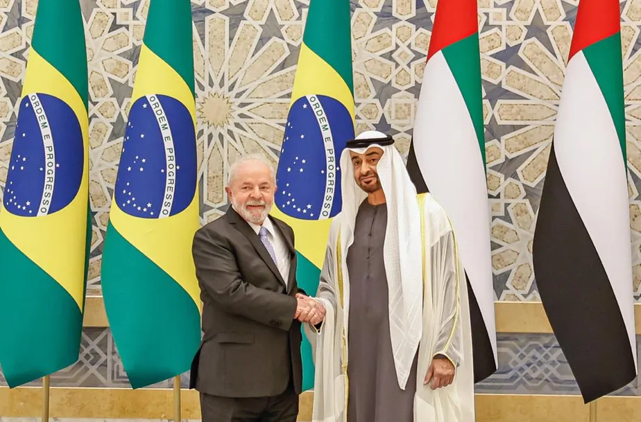 Lula é recebido no Palácio Presidencial de Abu Dhabi (Foto: Ricardo Stuckert/PR)