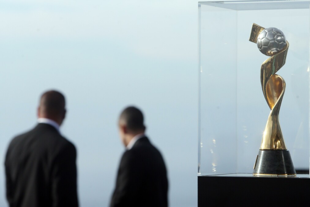 Tour da Taça da Copa do Mundo Feminina passou pelo Cristo Redentor no Rio de Janeiro no mês de março. Foto: Pedro Kirilos/ Estadão