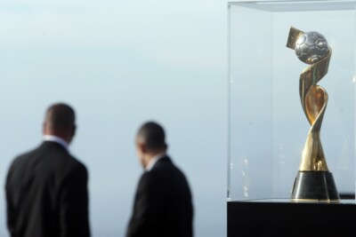 Tour da Taça da Copa do Mundo Feminina passou pelo Cristo Redentor no Rio de Janeiro no mês de março. Foto: Pedro Kirilos/ Estadão