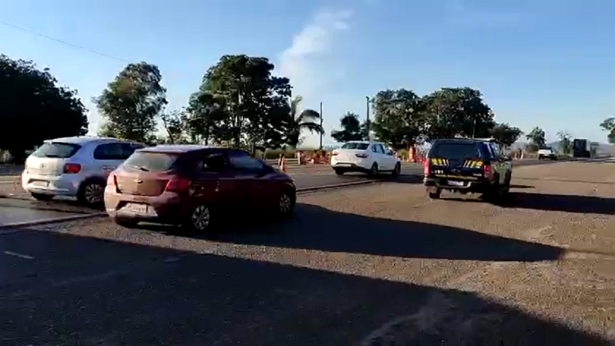 PRF escolta grávida em Uruaçu