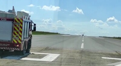 Avião realiza pouso de emergência no aeroporto de Anápolis Corpo de Bombeiros foi acionado para acompanhar o procedimento