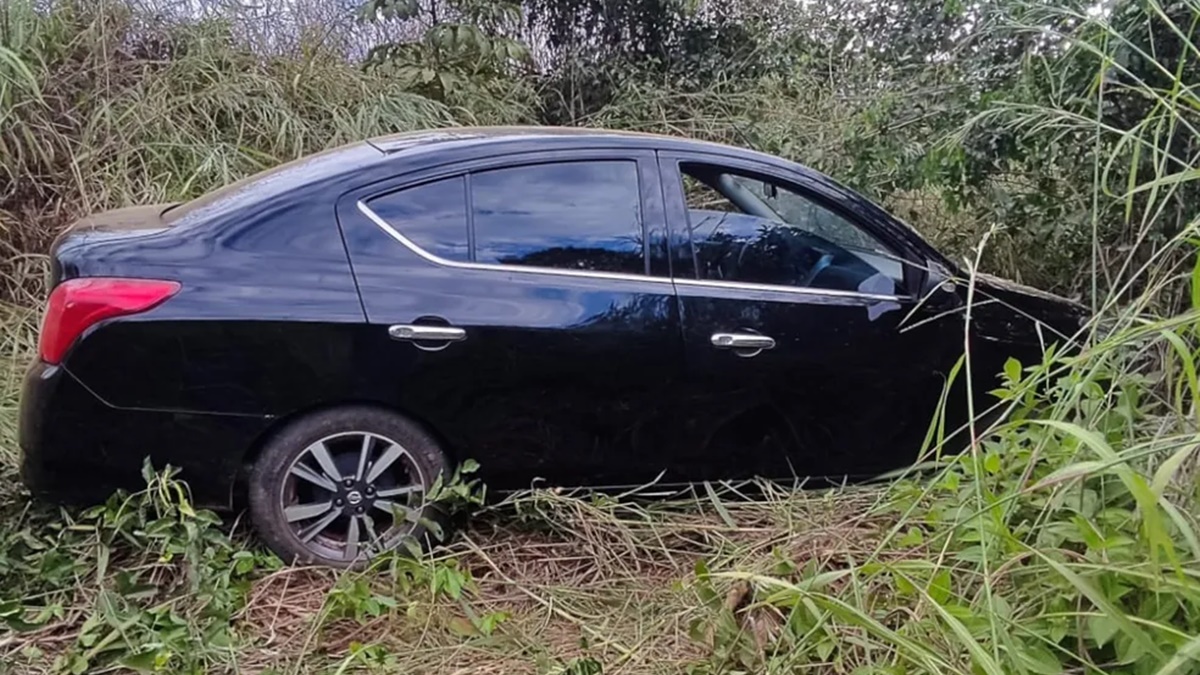 O ex-prefeito de Hidrolândia, José Lima Cruvinel, de 72 anos, e a sua esposa, 68, foram torturados, roubados e mantido presos em casa por três ex-funcionários neste domingo (23), na zona rural da cidade (Foto: Reprodução - PM)