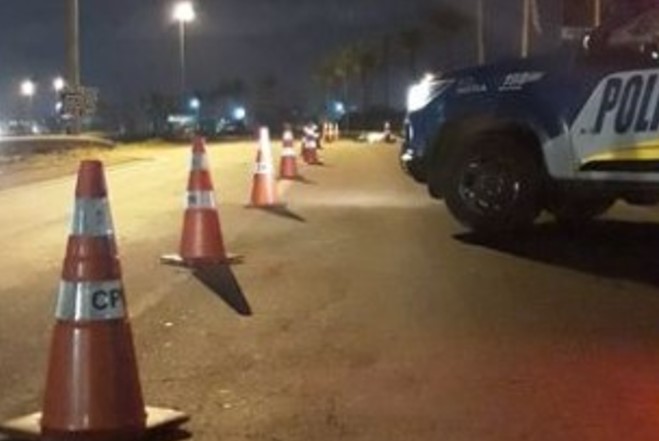 Viatura da polícia na GO-070 (Foto: Divulgação)