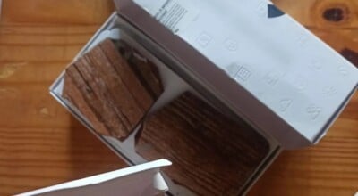 Goiana compra celular pela internet e recebe pedaços de cerâmica; vídeo Mulher havia pago mais de R$ 2,4 mil via PIX