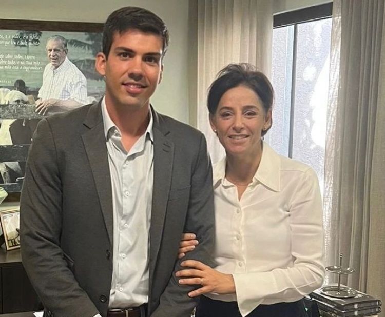 Pedro Sales e Ana Paula: visita