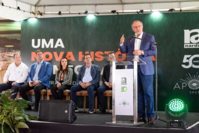 Em Goiás, Alckmin evita pergunta sobre sucessão e diz que "vice é colaborador"