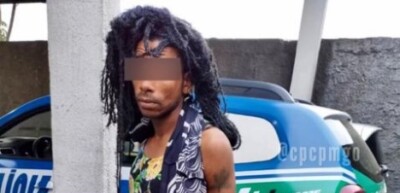 Homem é preso após furtar loja e usar roupas femininas para fugir da polícia Indivíduo chegou a morder e agredir os policiais