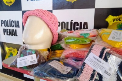 Presídio de Itauçu doa toucas produzidas por custodiados a hospital de Goiânia