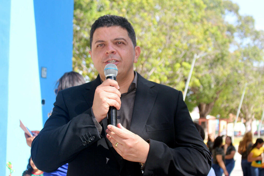 Prefeito no Maranhão é acusado de fazer aborto em mulher sedada Defesa de Erivelton Neves diz que não foi notificada da ação em que ele é réu