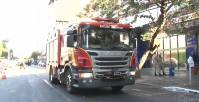 Não houve vítimas Apartamento do 10º andar pega fogo no centro de Goiânia; assista ao vídeo