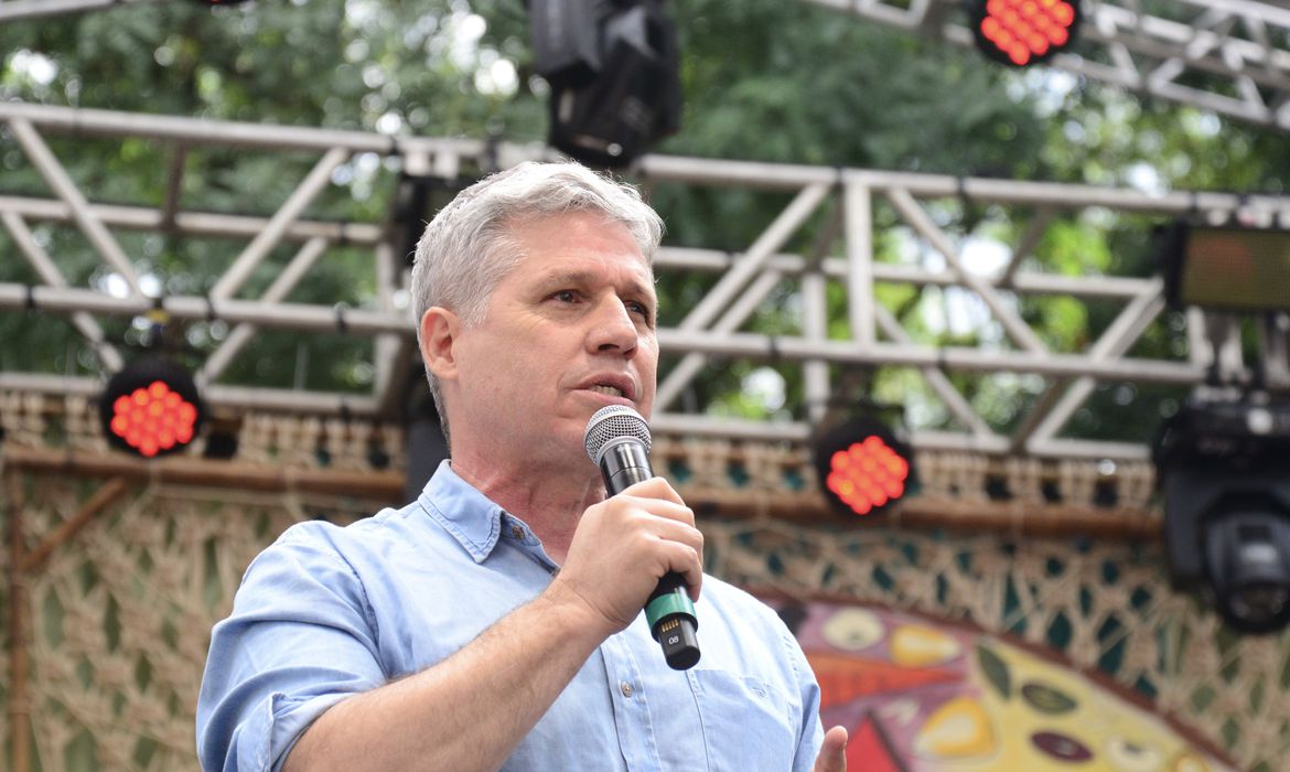 Ministro Paulo Teixeira (Foto: Agência Brasil)