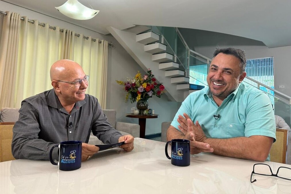 Aliado de Vilmar Mariano, Professor Alcides se reúne com André Fortaleza