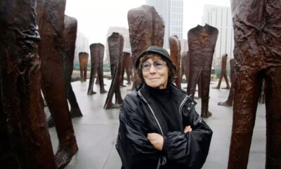 Magdalena Abakanowicz, escultora polonesa, morreu aos 86 anos