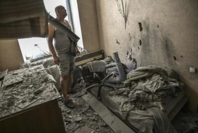 Soldados russos bêbados castraram dois ucranianos com canivete em campo de tortura Após tratamento, militares regressaram ao Exército