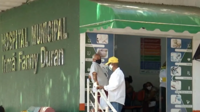 Cavalo invade pista e causa acidente entre três carros na GO-230