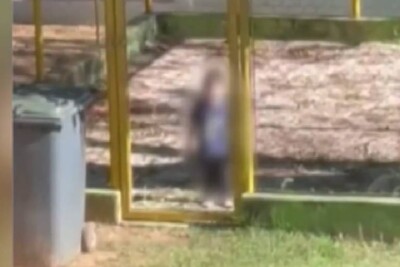 Criança é mantida de castigo dentro de 'gaiola' em creche de Sorocaba Vizinha da escola infantil resolveu registrar a cena após ouvir o choro