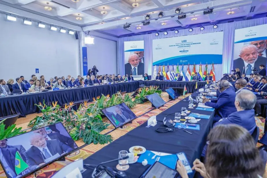 Presidente Lula participa da Cúpula de chefes de Estado do Mercosul, em Puerto Iguazú, Argentina (Foto: Divulgação)