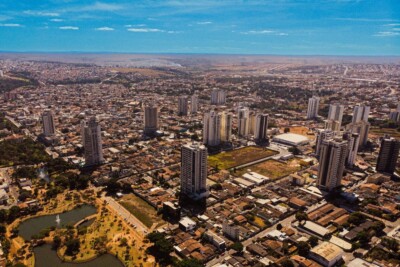 Prefeitura de Anápolis leiloa 30 lotes no dia 3 de agosto