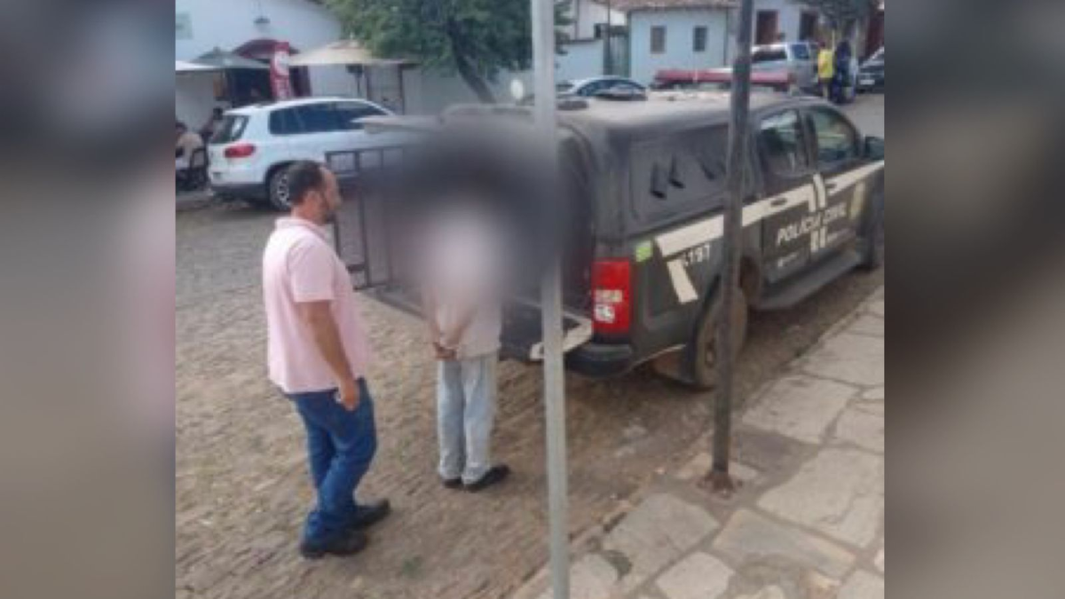 Homem é preso após furtar cartão e fazer compras por aproximação em Pirenópolis