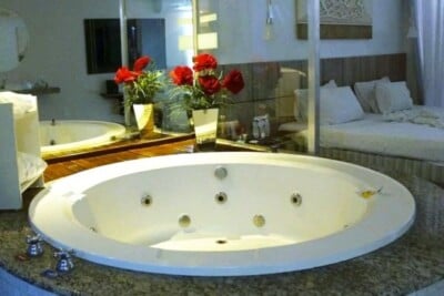 Pastor preso após levar jovem para motel disse que curaria câncer com sabonete Caso aconteceu em Governador Valadares, Minas Gerais