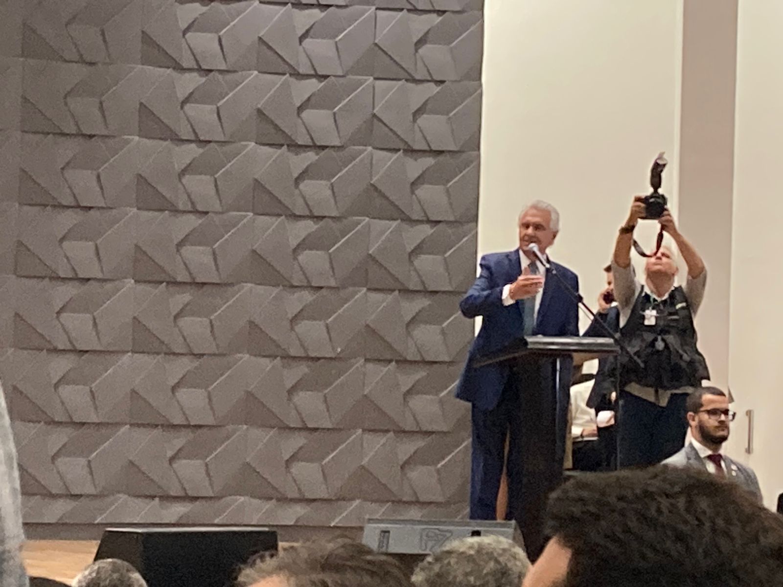 Discurso de Caiado (Foto: Domingos Ketelbey/Mais Goiás)