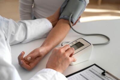 Mortes por hipertensão crescem 72% em 10 anos no Brasil que brasileiro consome quase o dobro de sal recomendado por dia