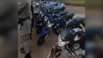 PM apreende 11 motocicletas utilizadas em eventos de manobras perigosas em Goiânia