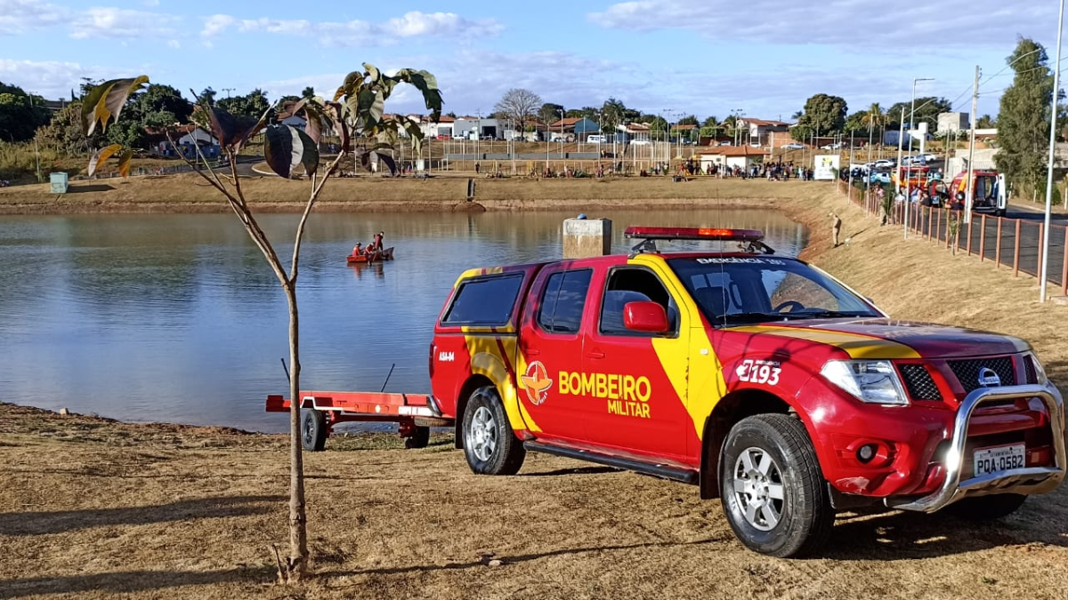 Jovem morre após se afogar em lago artificial em Morrinhos