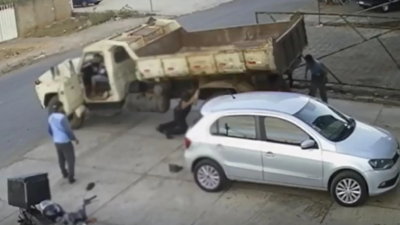 Motorista de aplicativo provocou capotamento para fugir de trio após ser sequestrada e estuprada, em Aparecida de Goiânia